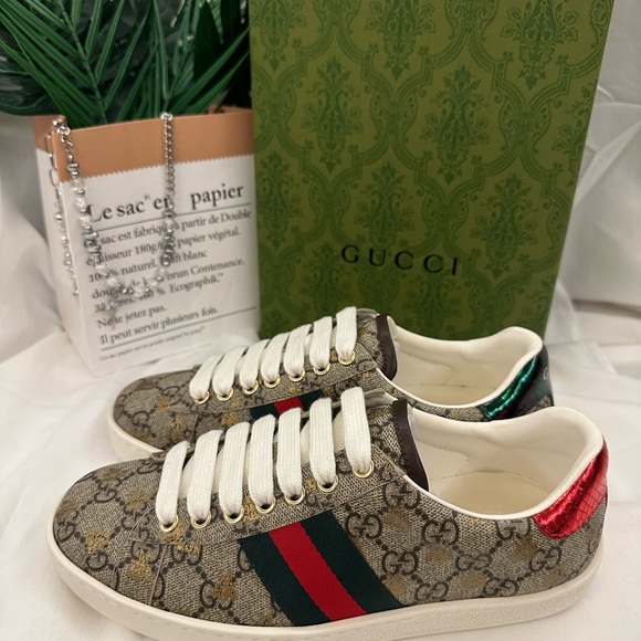 Gucci Women’s Sneakers - Picture 1 of 5
